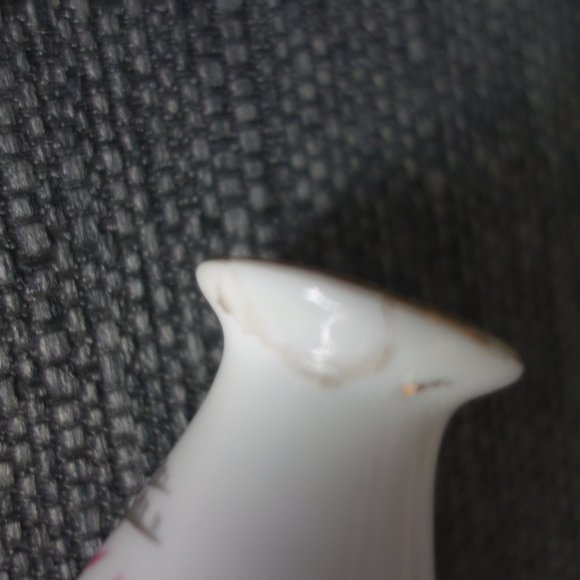 Set of Two(2) Mini Ceramic Vases - Picture 4 of 10